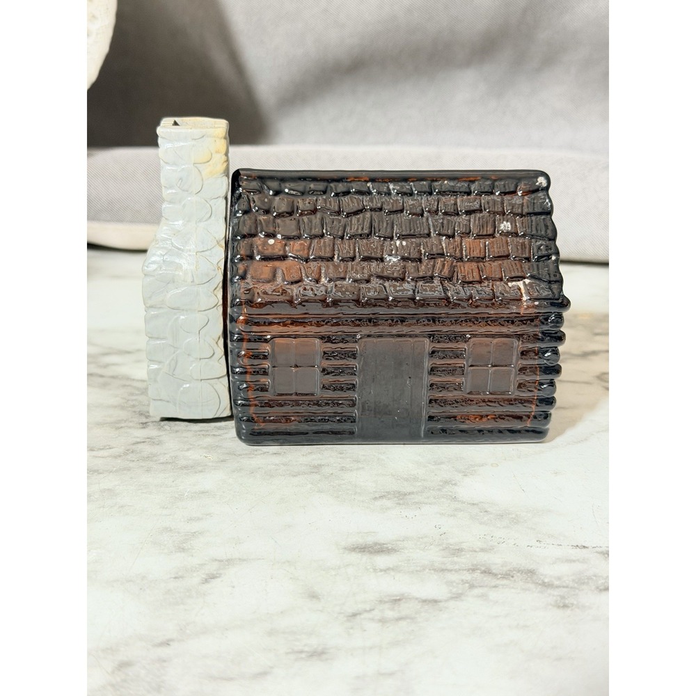 1970s Avon Log Cabin House Wild Country After Shave Empty (3274)